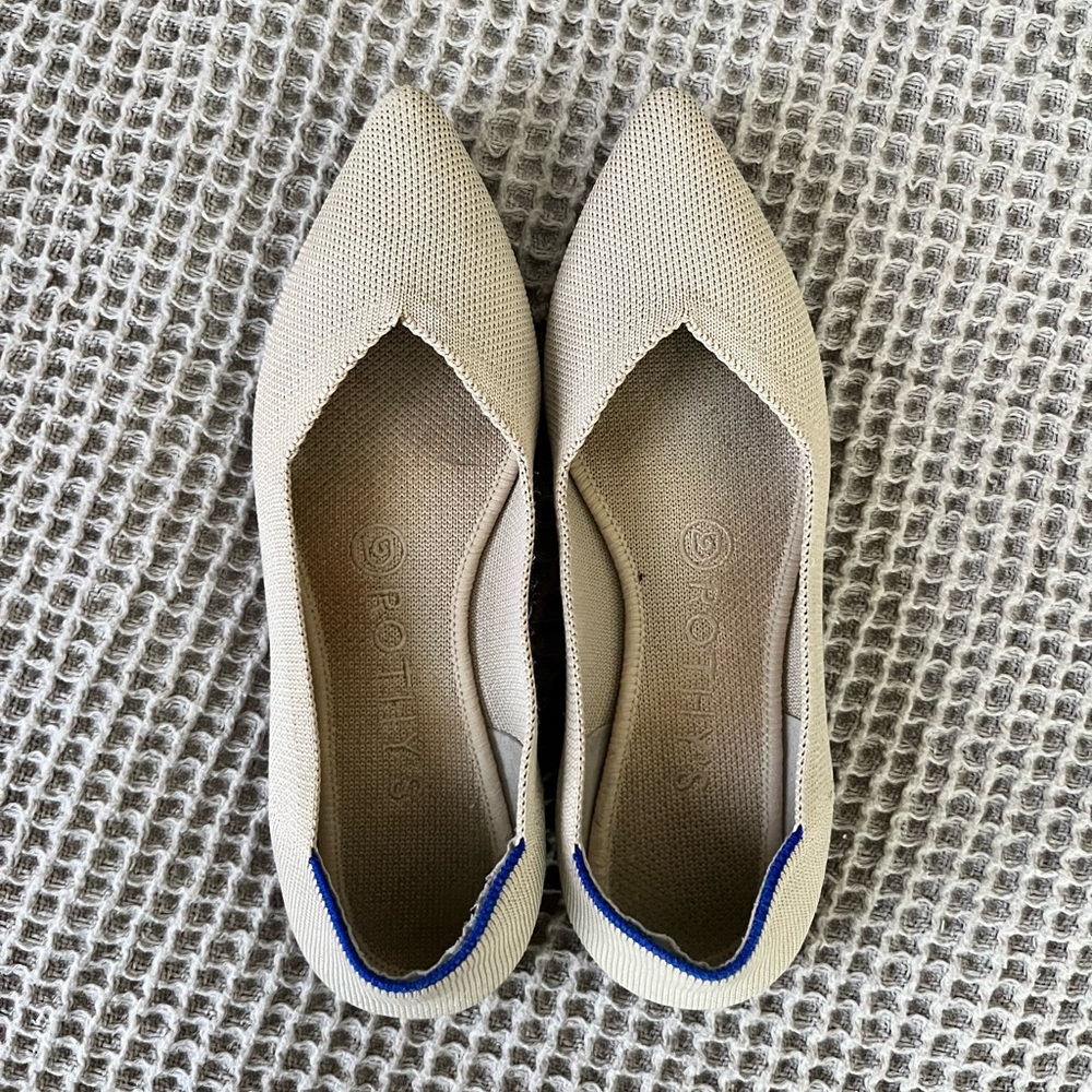 Rothy's Pointed Toe The Point Ecru Flats Size 7 B… - image 1
